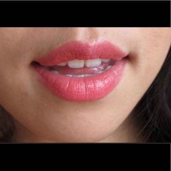 Yves Saint Laurent YSL Lipstick 17 Rose Dahlia - Picture 6 of 8